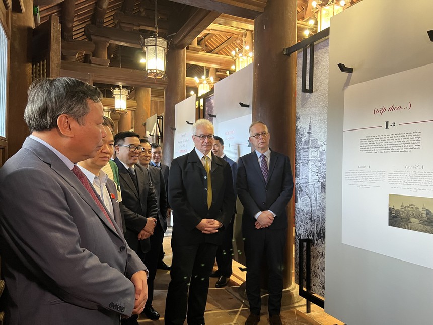 Văn Miếu trong sự hồi sinh di sản của Hà Nội giai đoạn 1898-1954 - Ảnh 2. Văn Miếu trong sự hồi sinh di sản của Hà Nội giai đoạn 1898-1954 - Ảnh 2.