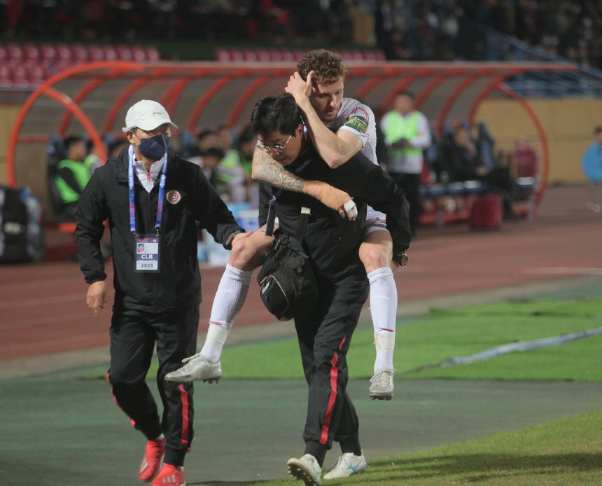 Thua trận derby thứ hai liên tiếp, CLB Công an Hà Nội gây thất vọng não nề - Ảnh 1. Thua trận derby thứ hai liên tiếp, CLB Công an Hà Nội gây thất vọng não nề - Ảnh 1.