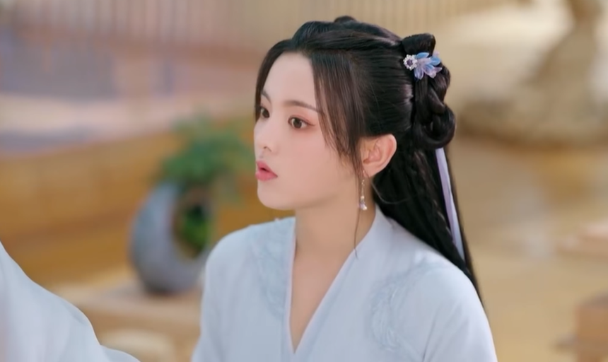 Phim cổ trang Trung mới lên sóng đã 'no gạch đá': Nữ chính diễn chán lại còn nhạt nhoà, nội dung đạo trắng trợn 'Hoa thiên cốt'? - Ảnh 2.