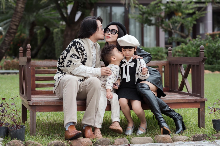 Cuộc sống viên mãn của "bà trùm hoa hậu" Phạm Kim Dung bên chồng đạo diễn dù chưa có đám cưới - Ảnh 2.