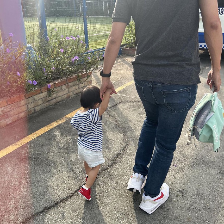 Tăng Thanh Hà "bật mí" thói quen đáng yêu của con trai út, ai đọc cũng thấy tan chả - Ảnh 1.