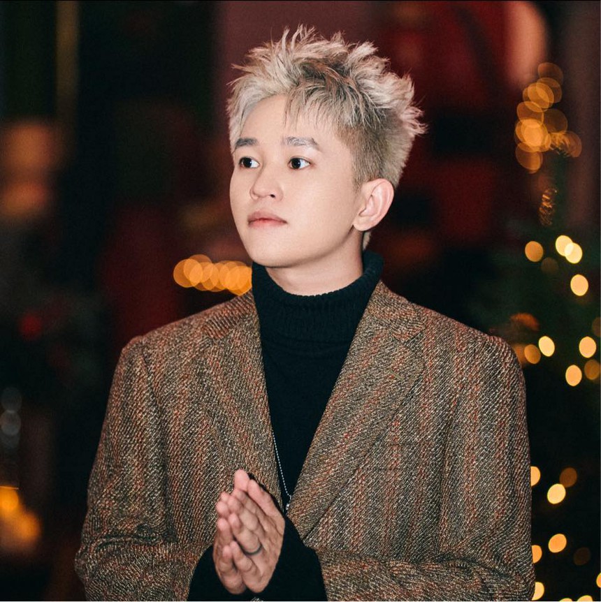 B Ray lộ ảnh hẹn hò 4 cô gái cùng 1 ngày, phía chính chủ phản hồi thế nào? - Ảnh 3. B Ray lộ ảnh hẹn hò 4 cô gái cùng 1 ngày, phía chính chủ phản hồi thế nào? - Ảnh 3.