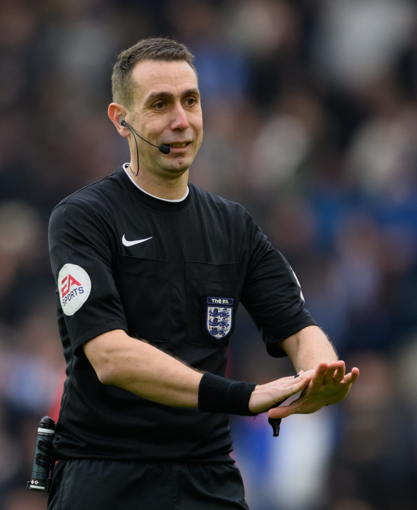 Trọng tài David Coote sẽ điều khiển trận chung kết cúp Liên đoàn giữa Newcastle và MU Trọng tài David Coote sẽ điều khiển trận chung kết cúp Liên đoàn giữa Newcastle và MU