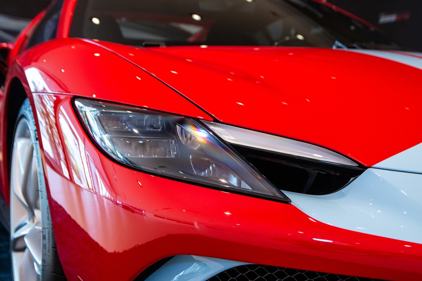 Ferrari 296 GTS ra mắt Việt Nam: Siêu xe mui trần giá khởi điểm 23 tỷ đồng, sọc màu trang trí giá hơn 1 tỷ đồng - Ảnh 5.