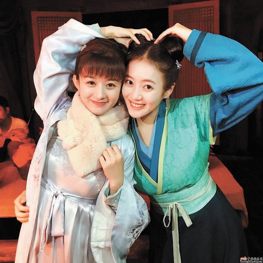 Có nàng tiểu hoa được Triệu Lệ Dĩnh ưu ái cực độ: Bị chê kém sắc khi đóng cổ trang, 'vô danh' nhiều năm nhưng vẫn được mời gọi - Ảnh 1.