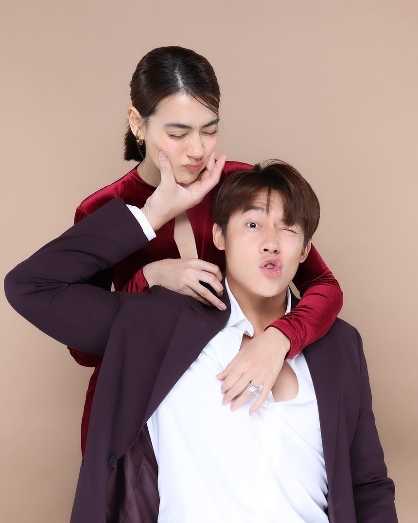 3 cặp đôi hot Thái Lan cho fan ăn no “cẩu lương” dịp Valentine: Baifern - Nine siêu lãng mạn nhưng vẫn thua cặp đôi táo bạo này - Ảnh 6. 3 cặp đôi hot Thái Lan cho fan ăn no “cẩu lương” dịp Valentine: Baifern - Nine siêu lãng mạn nhưng vẫn thua cặp đôi táo bạo này - Ảnh 6.