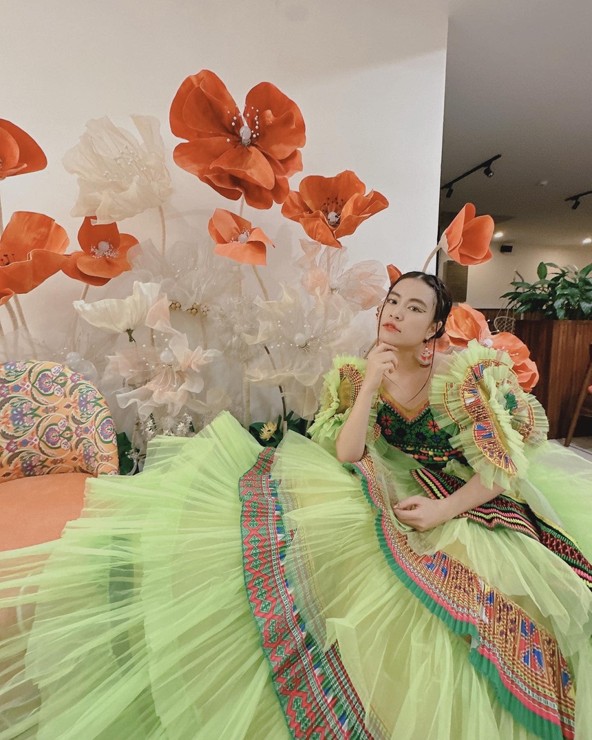 NS Khắc Hưng lí giải về thành công của See Tình: “Đó là sự tính toán, không đơn giản là ăn may. Bài ấy làm ra để thành hit” - Ảnh 1.