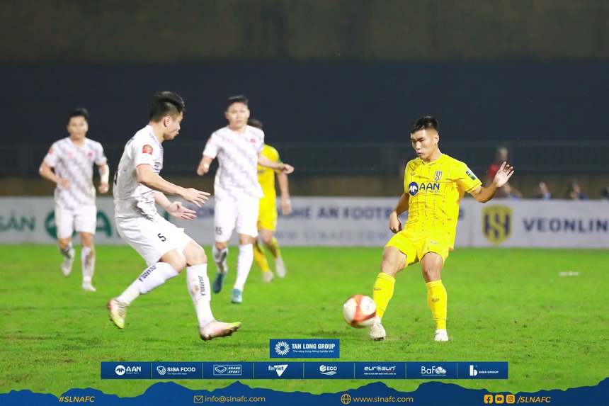 Link xem trực tiếp bóng đá Khánh Hòa vs SLNA (xem FPT Play) - Ảnh 3. Link xem trực tiếp bóng đá Khánh Hòa vs SLNA (xem FPT Play) - Ảnh 3.