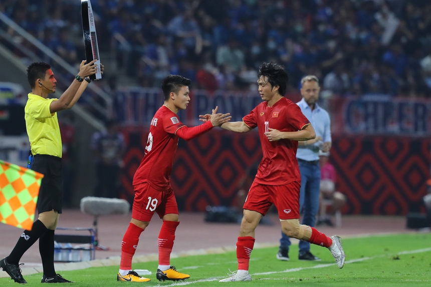 Đi sai một nước cờ, Quang Hải sẽ phải ngậm ngùi trở lại "vạch xuất phát"? - Ảnh 3. Đi sai một nước cờ, Quang Hải sẽ phải ngậm ngùi trở lại "vạch xuất phát"? - Ảnh 3.