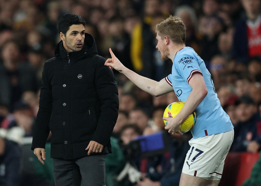 Chơi hay nhất trận, De Bruyne vẫn nhận chỉ trích vì hành vi khiếm nhã với HLV Arteta - Ảnh 3. Chơi hay nhất trận, De Bruyne vẫn nhận chỉ trích vì hành vi khiếm nhã với HLV Arteta - Ảnh 3.