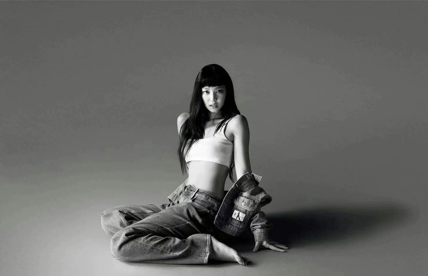 Jennie Blackpink 'đánh sập' trang web của Calvin Klein - Ảnh 1. Jennie Blackpink 'đánh sập' trang web của Calvin Klein - Ảnh 1.