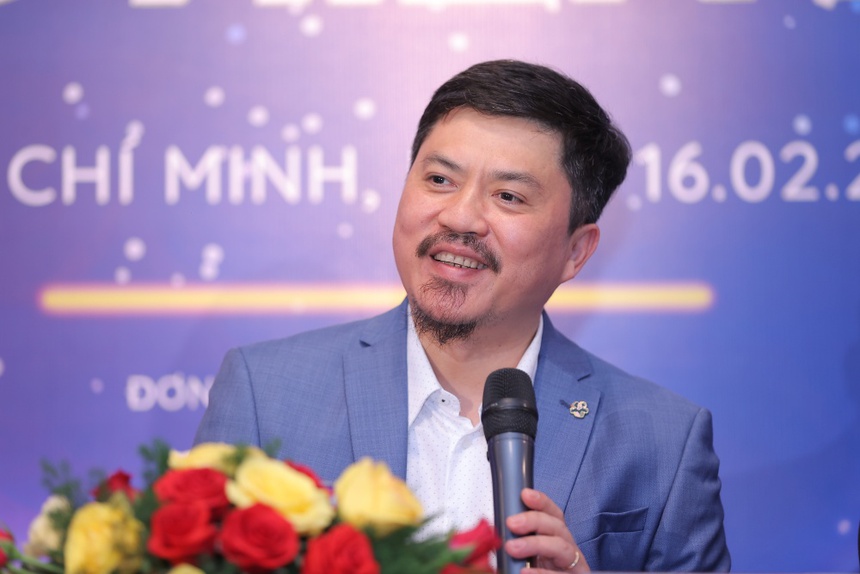 Ái Phương mặc gợi cảm ở thảm đỏ Giải Cống hiến, Mỹ Tâm - Hoàng Thùy Linh đua tranh tại các hạng mục lớn - Ảnh 2.