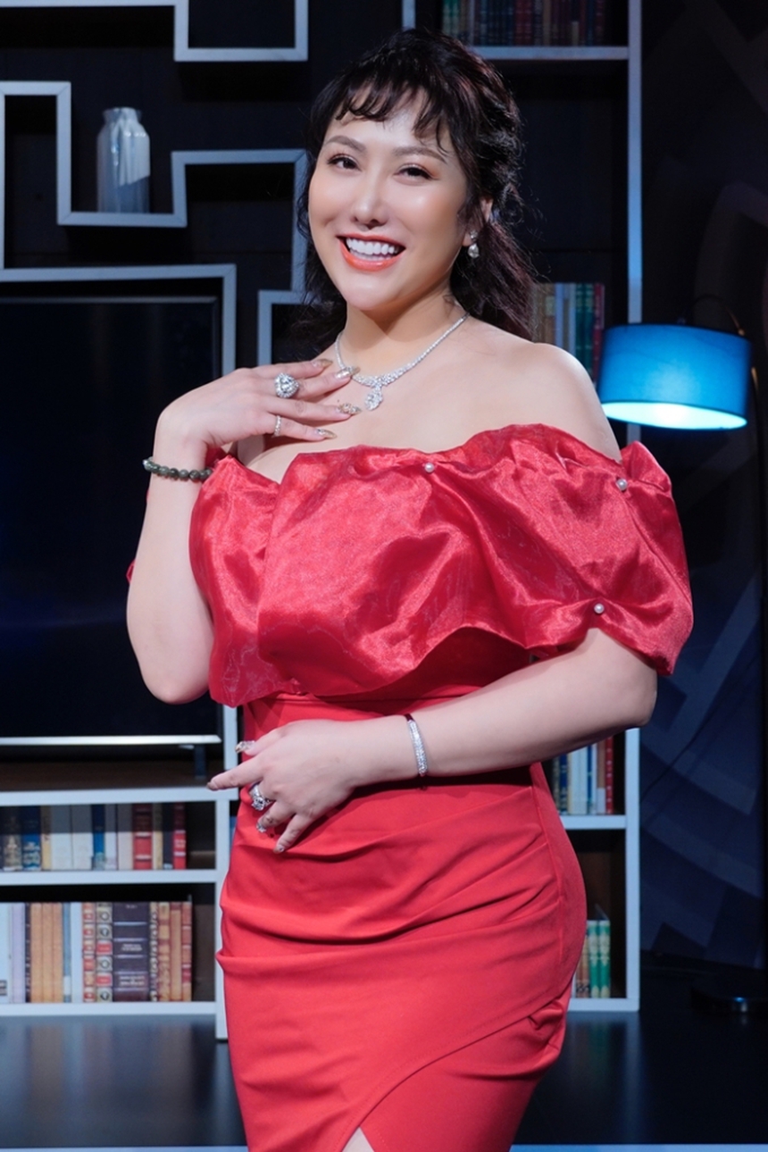 1 'nữ ca sĩ' từng 'gây bão' với nhạc phim Tây Du Ký, nay hát như nào mà được khen... dễ thương? - Ảnh 6. 1 'nữ ca sĩ' từng 'gây bão' với nhạc phim Tây Du Ký, nay hát như nào mà được khen... dễ thương? - Ảnh 6.