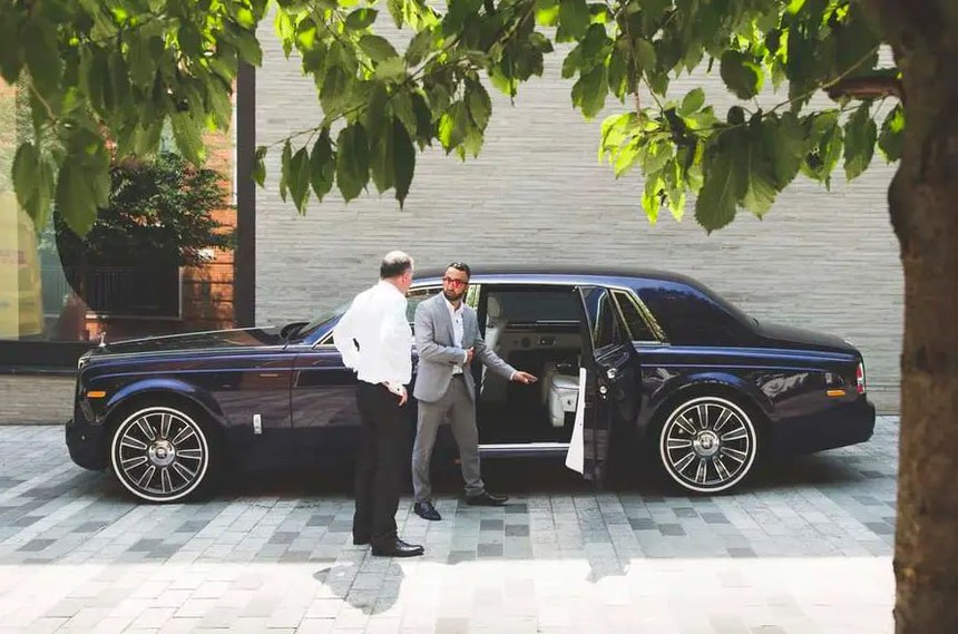 Tâm sự thầm kín của tài xế Rolls-Royce cho giới tài phiệt: Muốn làm việc phải thuộc luật ngầm, giữ im lặng tối đa để chiều lòng các 'thượng đế' - Ảnh 1.