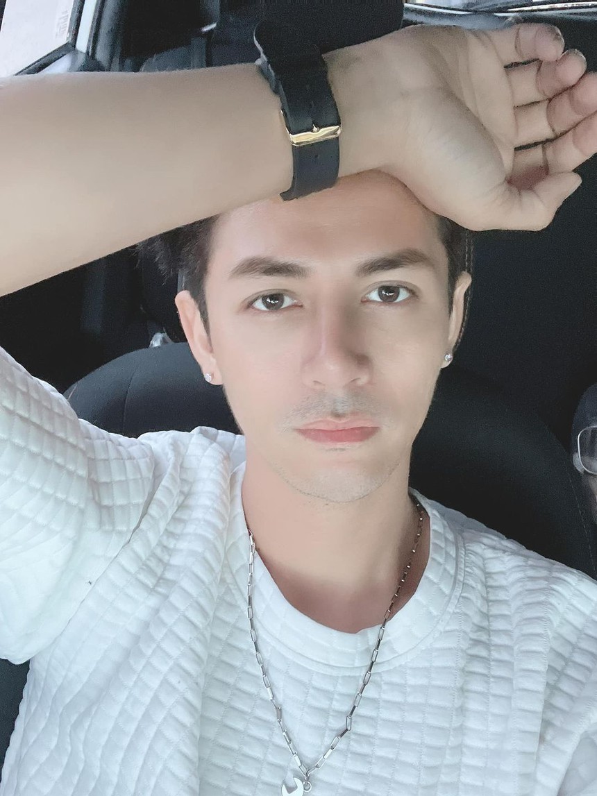 Nam ca sĩ qua đời vì tai nạn thảm khốc và chia sẻ rơi nước mắt của người vợ - Ảnh 5.