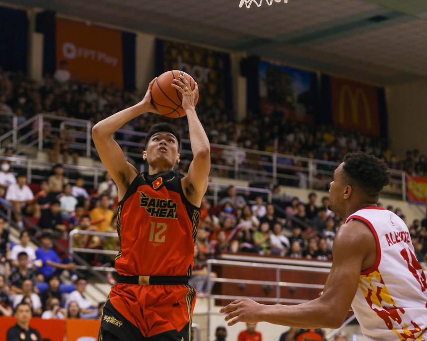 Saigon Heat lội ngược dòng kịch tính trước Singapore Slingers - Ảnh 3.