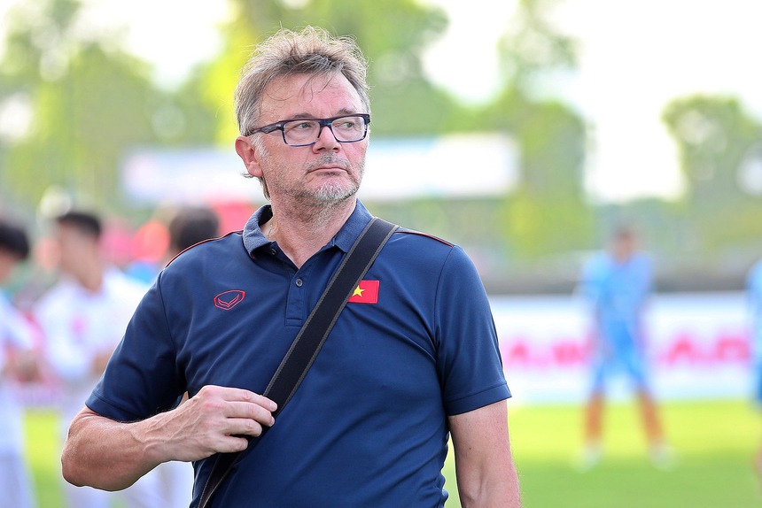 "Ông Troussier rất giỏi nhưng để đến World Cup, ĐT Việt Nam không chỉ dựa vào mỗi HLV" - Ảnh 1.