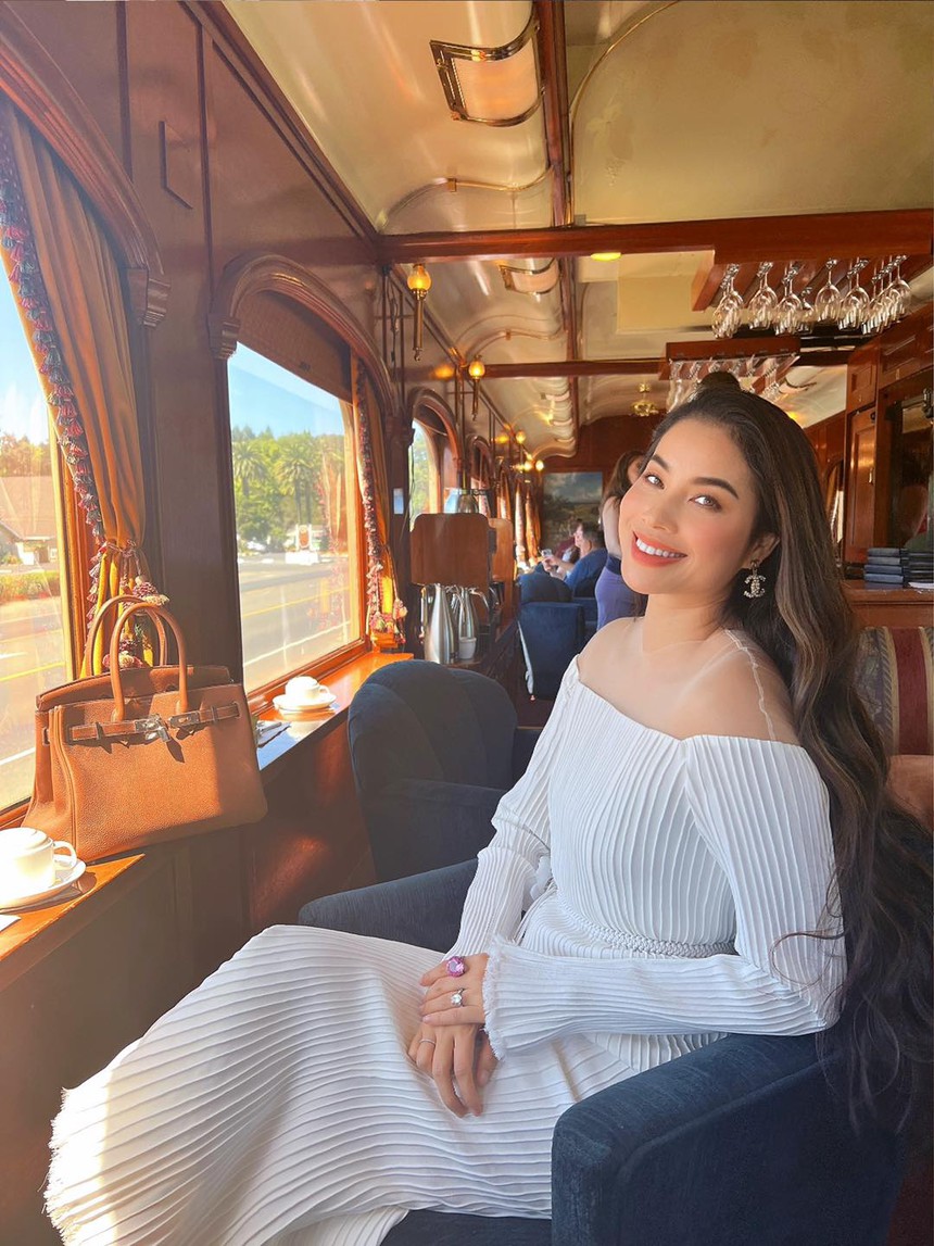 Cuộc sống sang chảnh và viên mãn của Hoa hậu Phạm Hương trên đất Mỹ  - Ảnh 7.