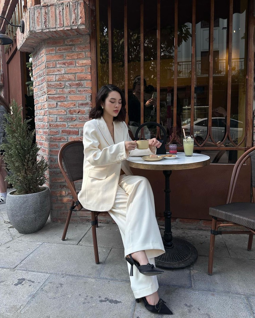 Dâu hào môn Quỳnh Lương trong Đừng Làm Mẹ Cáu: ăn diện sang chảnh không chỗ chê, diện đồ local brand như cơm bữa - Ảnh 1. Dâu hào môn Quỳnh Lương trong Đừng Làm Mẹ Cáu: ăn diện sang chảnh không chỗ chê, diện đồ local brand như cơm bữa - Ảnh 1.