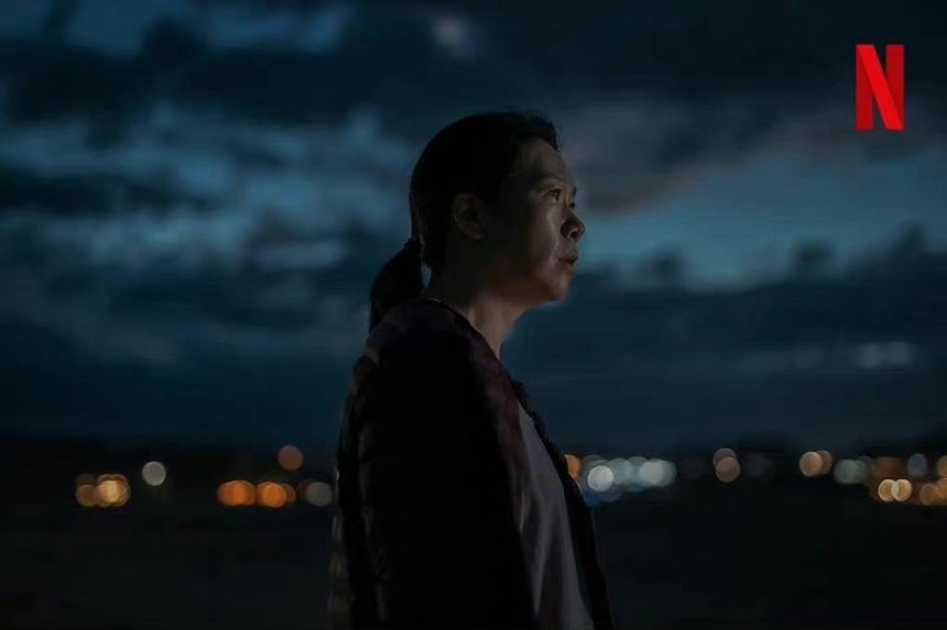 'The Glory' 2 gây sốt với loạt ảnh tĩnh: Song Hye Kyo bắt đầu báo thù, 'ác nữ nghiện ngập' bị bắt - Ảnh 7.