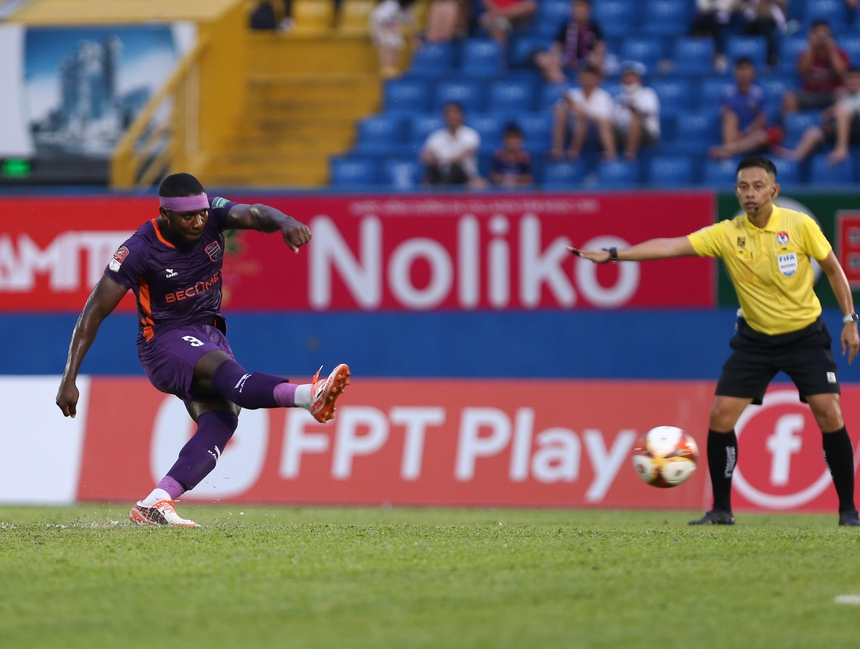 CLB Bình Dương thất thủ, Tiến Linh và Rimario phai lui sâu tìm bóng - Ảnh 3. CLB Bình Dương thất thủ, Tiến Linh và Rimario phai lui sâu tìm bóng - Ảnh 3.