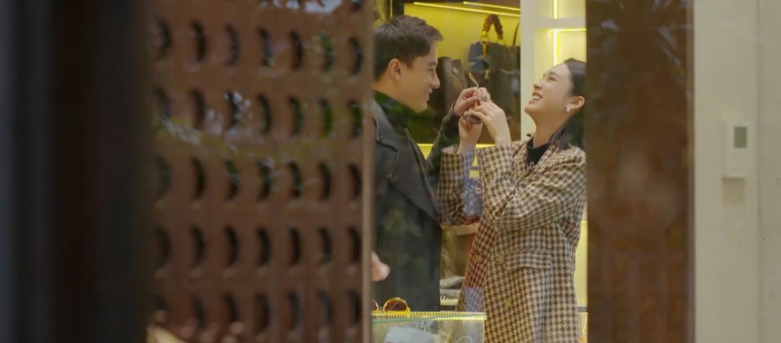 "Đừng làm mẹ cáu": Tiết lộ gây sốc về bố Quân - Ảnh 4. "Đừng làm mẹ cáu": Tiết lộ gây sốc về bố Quân - Ảnh 4.