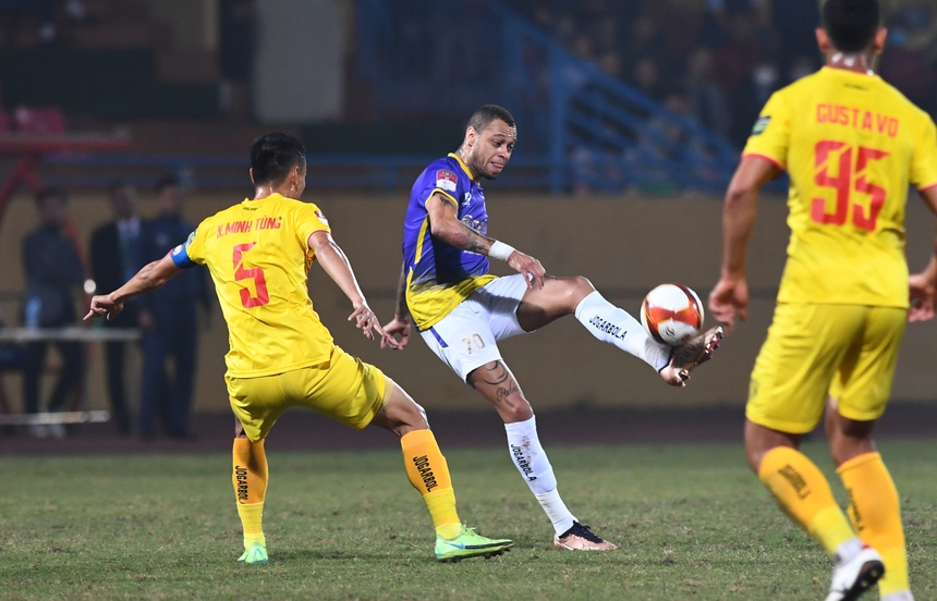 Thanh Hóa FC được thưởng nóng 500 triệu, ăn mừng sau trận hòa Hà Nội FC - Ảnh 3. Thanh Hóa FC được thưởng nóng 500 triệu, ăn mừng sau trận hòa Hà Nội FC - Ảnh 3.