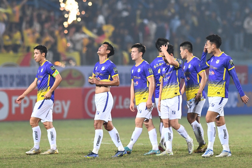 Thanh Hóa FC được thưởng nóng 500 triệu, ăn mừng sau trận hòa Hà Nội FC - Ảnh 7. Thanh Hóa FC được thưởng nóng 500 triệu, ăn mừng sau trận hòa Hà Nội FC - Ảnh 7.