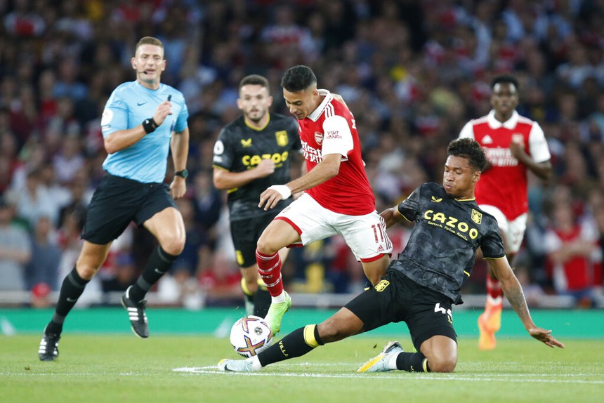 Lịch thi đấu bóng đá hôm nay 18/2: Arsenal gọi, Man City trả lời? - Ảnh 9.