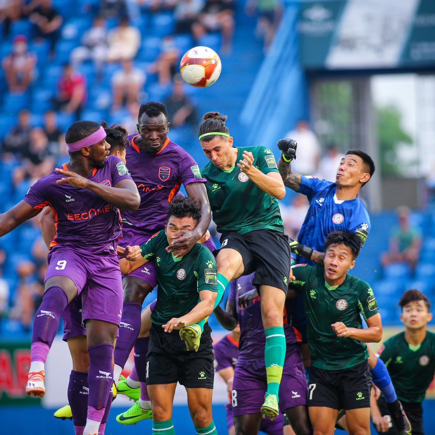 Tiến Linh im tiếng, B.Bình Dương rơi vào khủng hoảng - Ảnh 2.