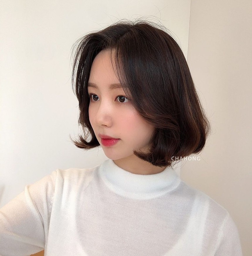 Cắt tóc ngắn phải chọn đúng kiểu cho từng dáng mặt, kẻo sai 1 li là đi 10 dặm chị em ơi - Ảnh 7. Cắt tóc ngắn phải chọn đúng kiểu cho từng dáng mặt, kẻo sai 1 li là đi 10 dặm chị em ơi - Ảnh 7.