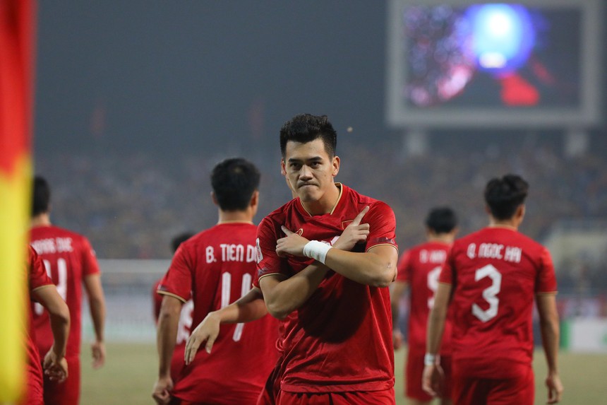 Trò cưng thầy Park 'mất tích' ở V.League và mối lo cho tân HLV Troussier - Ảnh 3. Trò cưng thầy Park 'mất tích' ở V.League và mối lo cho tân HLV Troussier - Ảnh 3.