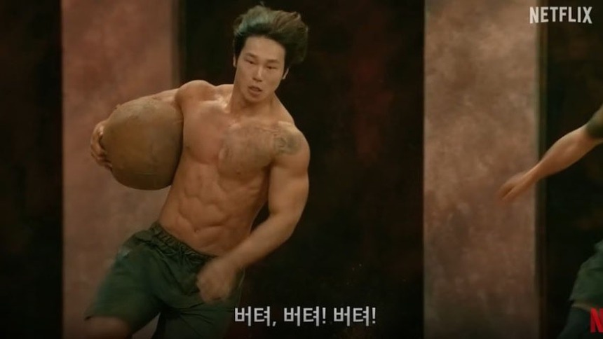 (Bài đăng Chủ nhật) 7 thí sinh trong 'Physical: 100' có hình thể khiến netizen và cả các 'đối thủ' khác khao khát - Ảnh 2.