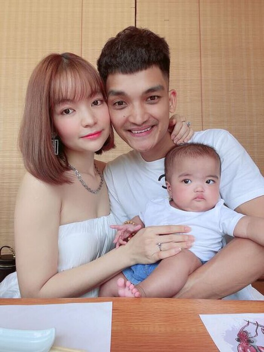 Mạc Văn Khoa bị sưng tấy môi vì làm đẹp để đóng phim, về nhà con gái không nhận ra - Ảnh 5. Mạc Văn Khoa bị sưng tấy môi vì làm đẹp để đóng phim, về nhà con gái không nhận ra - Ảnh 5.