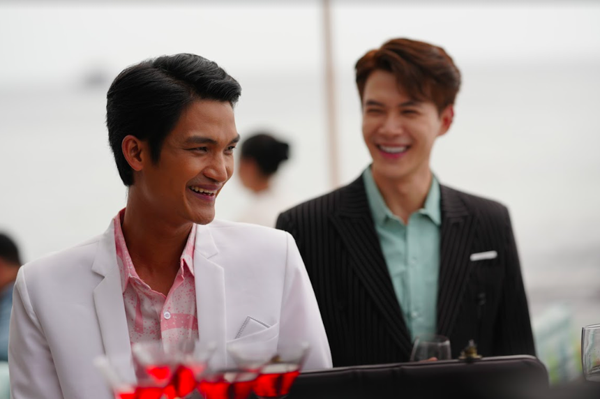 Mạc Văn Khoa bị sưng tấy môi vì làm đẹp để đóng phim, về nhà con gái không nhận ra - Ảnh 6. Mạc Văn Khoa bị sưng tấy môi vì làm đẹp để đóng phim, về nhà con gái không nhận ra - Ảnh 6.