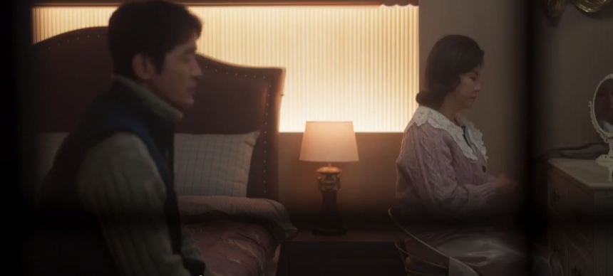 Phim Hàn gây phẫn nộ vì hết chị đến em thi nhau làm 'kẻ thứ ba', càng xem càng thấy 'độc hại' nhưng rating vẫn tăng ầm ầm! - Ảnh 7. Phim Hàn gây phẫn nộ vì hết chị đến em thi nhau làm 'kẻ thứ ba', càng xem càng thấy 'độc hại' nhưng rating vẫn tăng ầm ầm! - Ảnh 7.