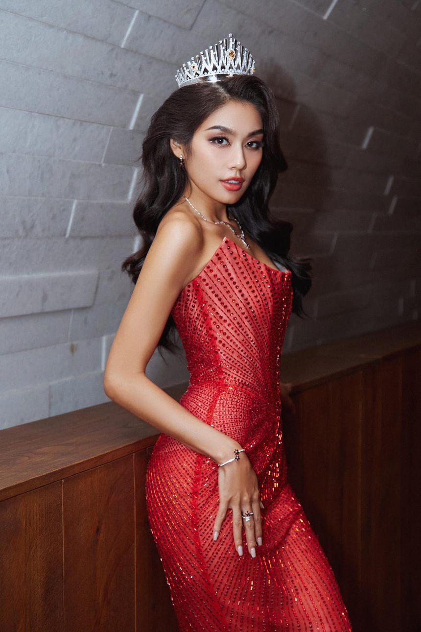 Thảo Nhi Lê còn cơ hội nào để chinh chiến quốc tế nếu mất suất dự thi Miss Universe? - Ảnh 2. Thảo Nhi Lê còn cơ hội nào để chinh chiến quốc tế nếu mất suất dự thi Miss Universe? - Ảnh 2.