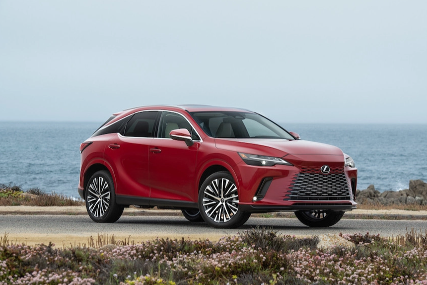 Lexus RX 2023 hot trước giờ G tại Việt Nam: Đại lý chính hãng báo ra mắt ngày mai, showroom ngoài cũng cạnh tranh chào bán - Ảnh 3. Lexus RX 2023 hot trước giờ G tại Việt Nam: Đại lý chính hãng báo ra mắt ngày mai, showroom ngoài cũng cạnh tranh chào bán - Ảnh 3.