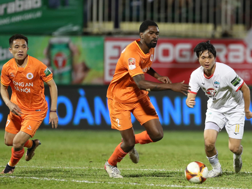 HAGL rơi điểm vì "sở đoản" của Công an Hà Nội - Ảnh 1.