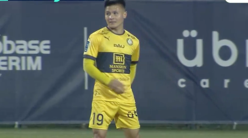 Đá cho Pau, Quang Hải bị chấm điểm ngang cầu thủ phản lưới - Ảnh 2.