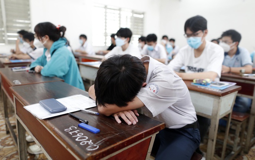 Tranh cãi Lịch sử trở thành môn thi xét tốt nghiệp bắt buộc thứ 4: Người nhiệt tình hưởng ứng, người lo ngại  áp lực đè nặng lên học sinh cuối cấp  - Ảnh 4.