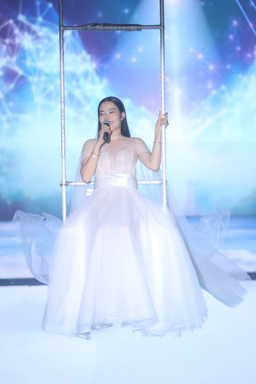 Thí sinh bí ẩn của The Heroes chính thức lột mặt nạ lộ diện, là ai mà netizen phản ứng: "Là bất ngờ dữ chưa?" - Ảnh 3.