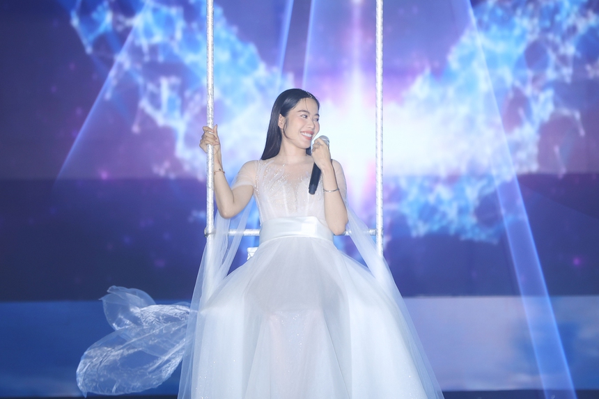 Thí sinh bí ẩn của The Heroes chính thức lột mặt nạ lộ diện, là ai mà netizen phản ứng: "Là bất ngờ dữ chưa?" - Ảnh 2.