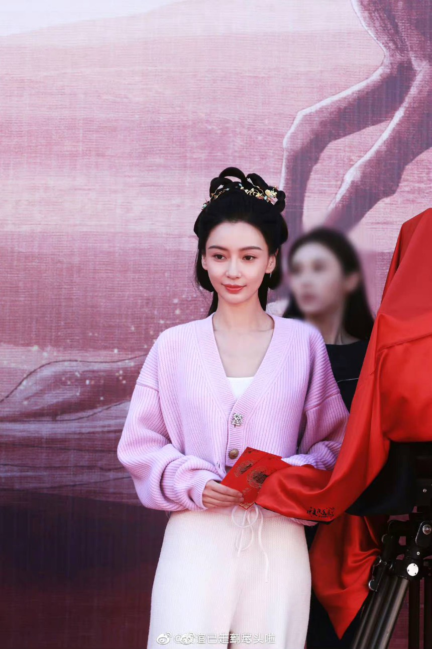 Đóng phim mới cực đẹp nhưng vẫn bị chê, điều gì khiến Angelababy dính dớp "bình hoa di động" - Ảnh 4.