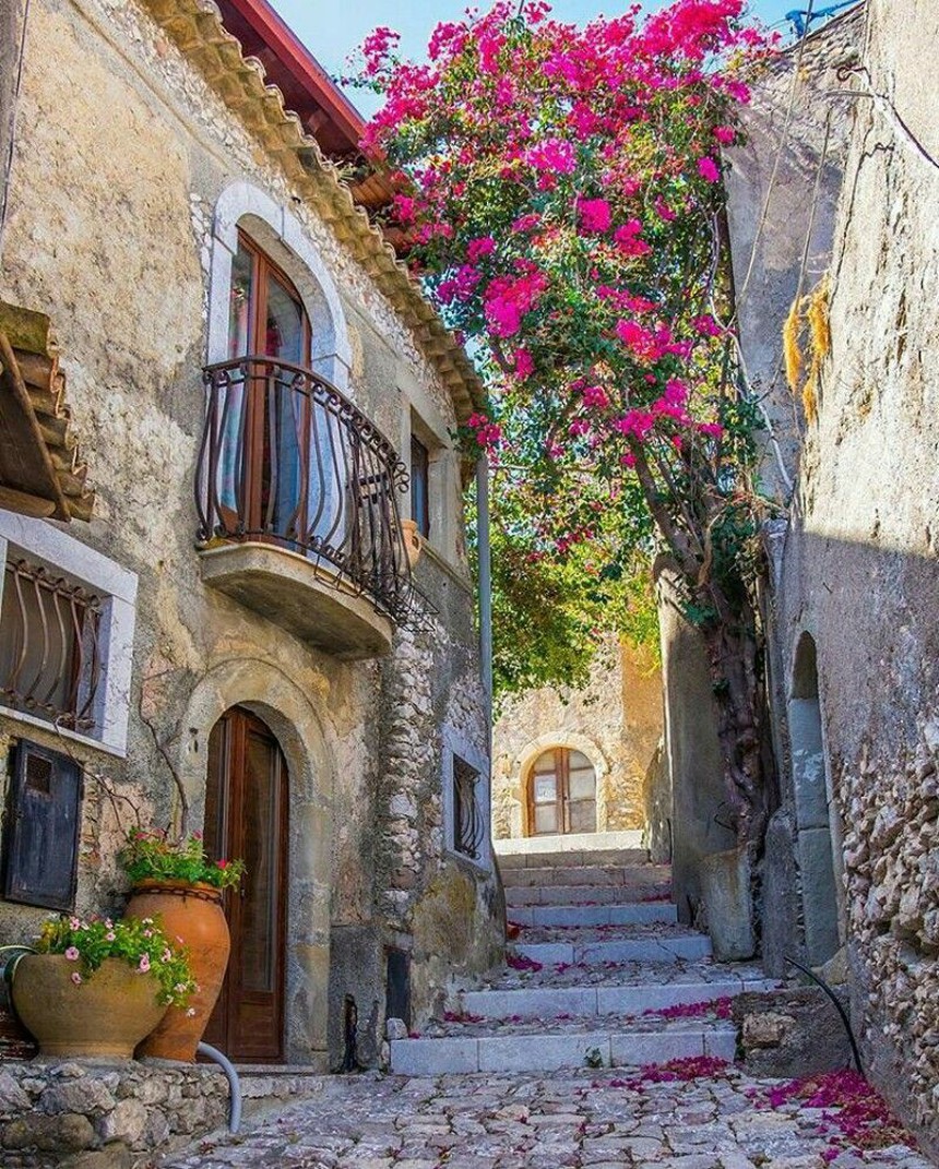 Bên trong hòn đảo được mệnh danh là “thánh địa mafia”, nơi thực hiện cảnh quay bất hủ trong phim 'Bố già', thu hút hàng triệu du khách mỗi năm - Ảnh 5.