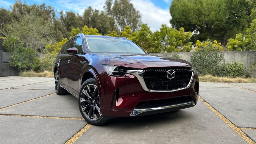 Nếu thấy Mazda CX-90 đắt và thừa thãi thì bạn có thể chờ CX-70 chốt bán ngay năm nay - Ảnh 2.