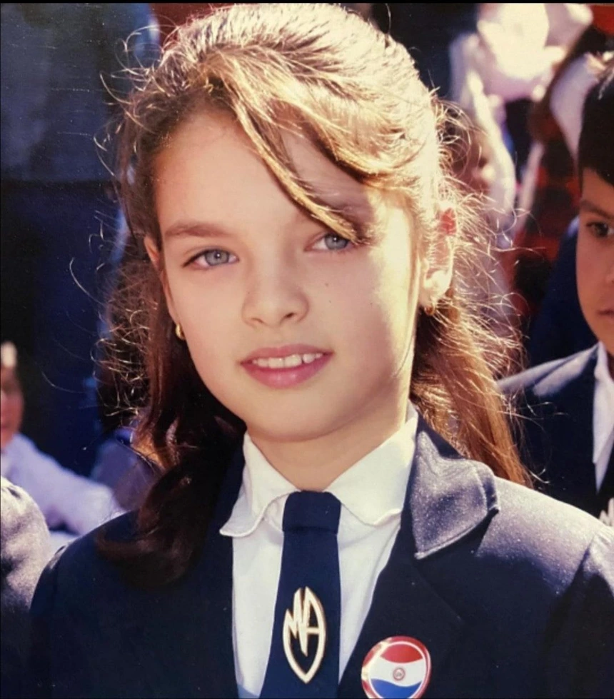 Á hậu Hoàn vũ Nadia Ferreira: Biến Marc Anthony thành người hạnh phúc nhất - Ảnh 1.