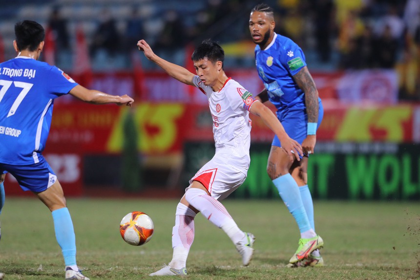 Bóng đá Việt Nam ngày 20/2: Tiền vệ HAGL dính chấn thương dây chằng - Ảnh 3.