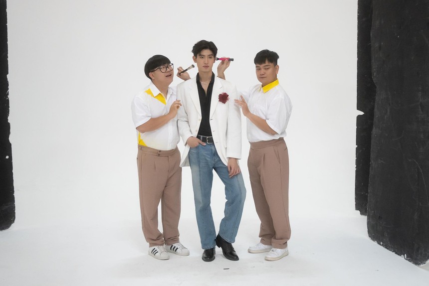 Trịnh Tú Trung: "Quay phim ở Thái Lan, tôi có tài xế riêng, ở khách sạn 5 sao, ăn uống theo ý mình" - Ảnh 4.