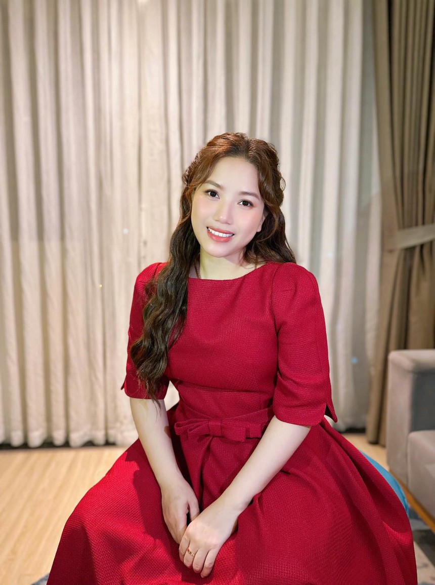 Thêm 1 nữ ca sĩ đi hát mà "nhàn" như Trúc Nhân: chỉ cần hát mấy chữ đầu, toàn bộ phần còn lại khán giả hát hết! - Ảnh 3.